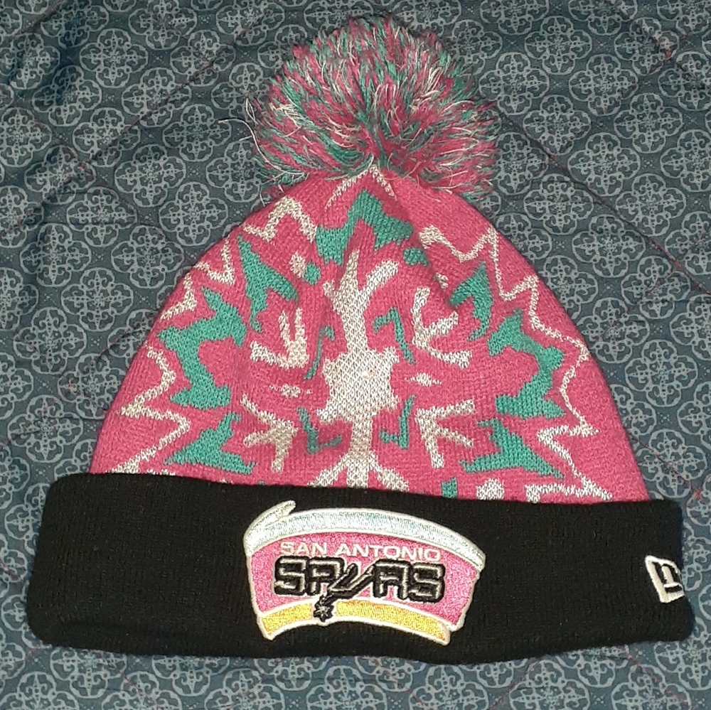 New Era San Antonio Spurs Winter Beanie Pom Ball Knit Hat Cap